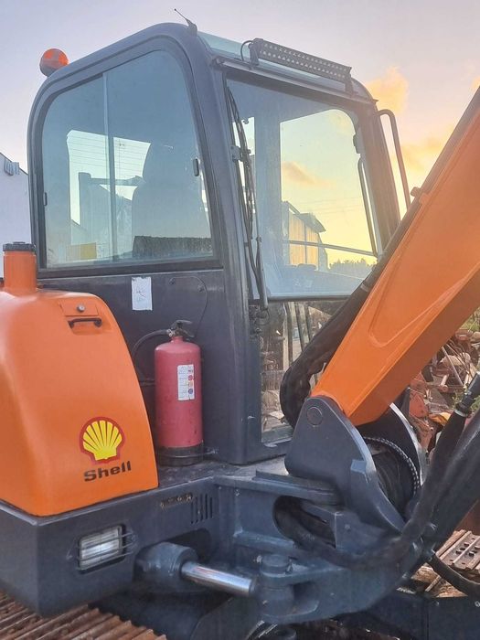 Doosan Solar 55V 2007 c/ Ar Condicionado + 3 Baldes | Muito Estimada