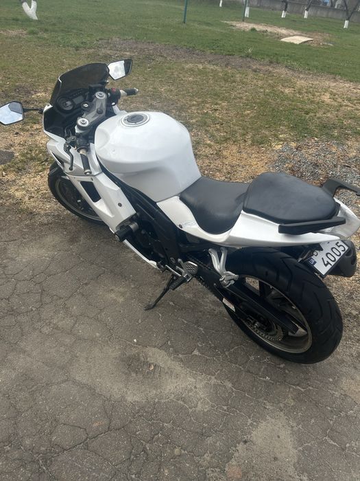 Продам Hyosung GT650R  2010 року