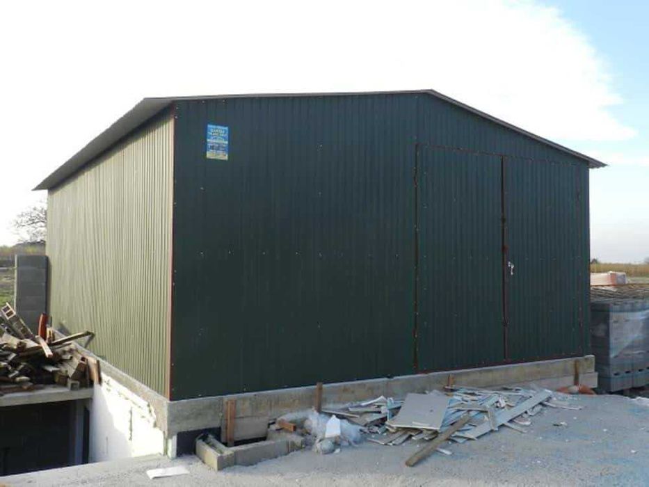 Blaszana hala 6×6 m – ciemnozielona matowa