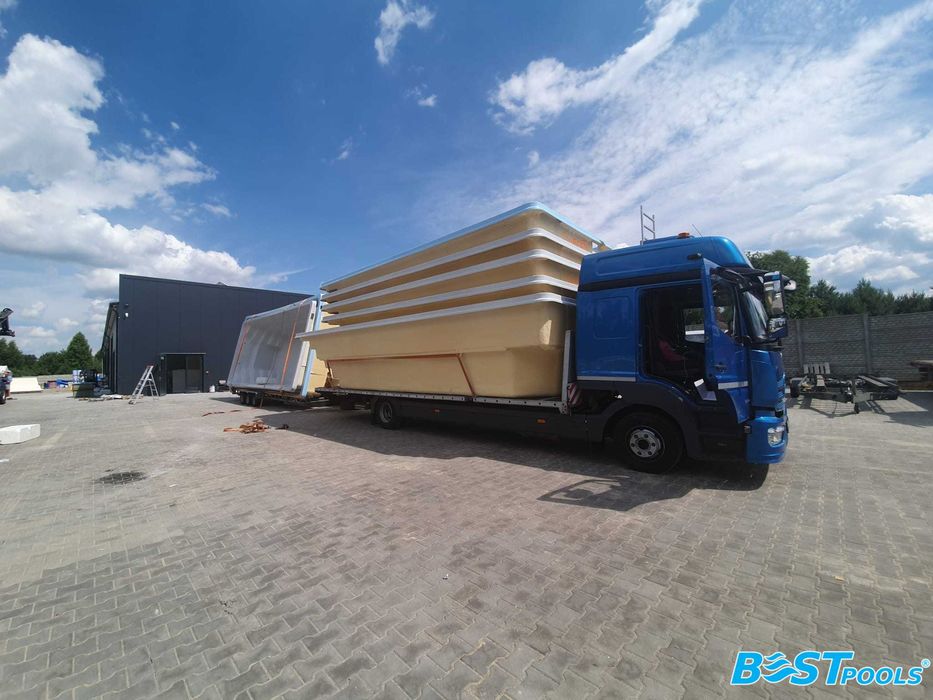 Poliestrowy basen ogrodowy TUNIS 6.5x3.2x1.55 - PRODUCENT Bestpools
