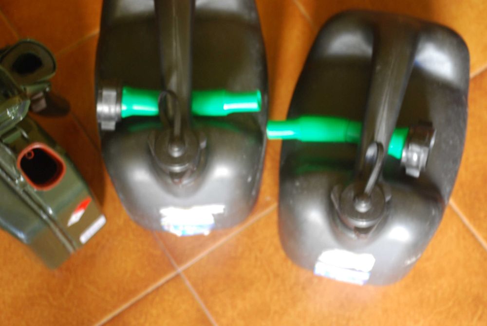 2 bidons de gasolina 10 litros
