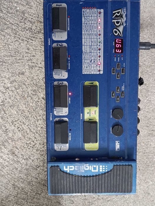 Pedaleira Digitech RP6