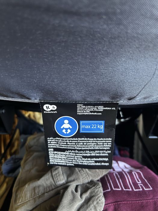 Carrinho bebe usado poucas vezes