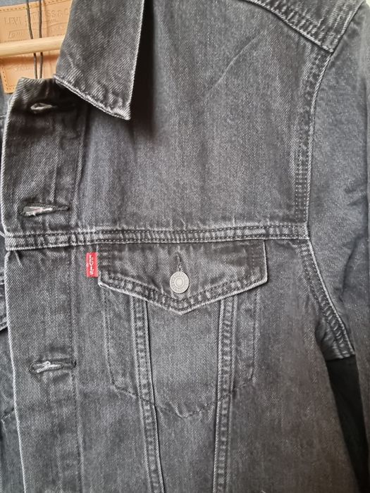 Nowa męska kurtka jeansowa w rozmiarze XL firmy Levis