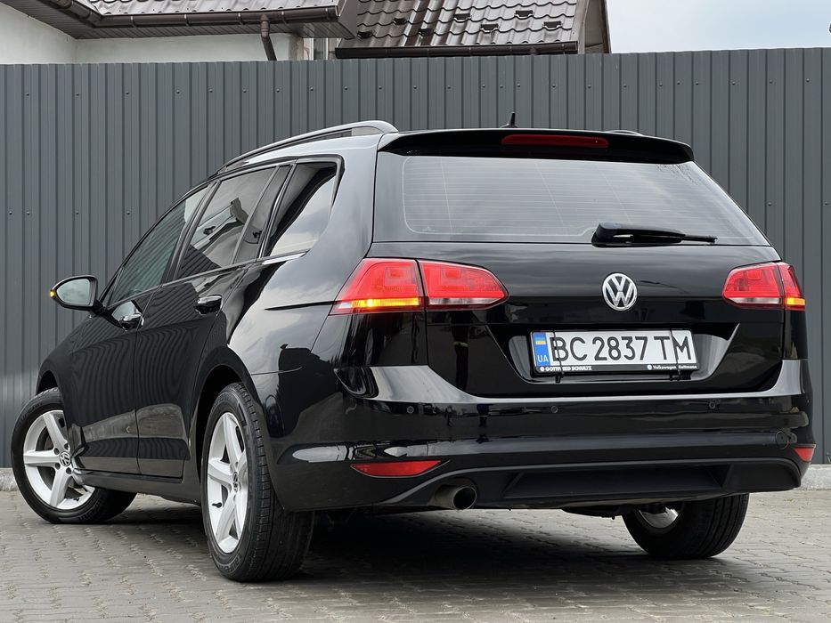 Продам Volkswagen Golf 7