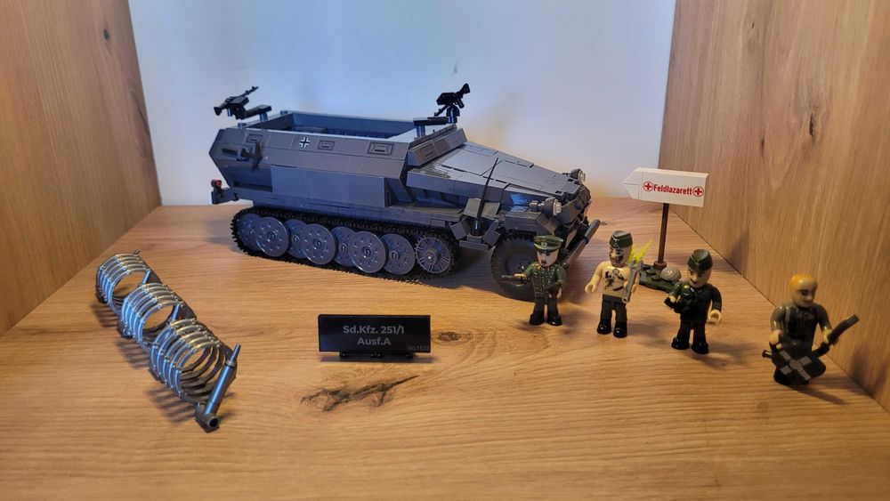 COBI Sd.Kfz. 251/1 Ausf. A - Limited Edition #2551