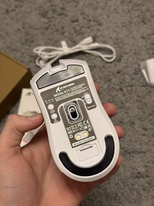 Нова бездротова мишка Attack Shark x11