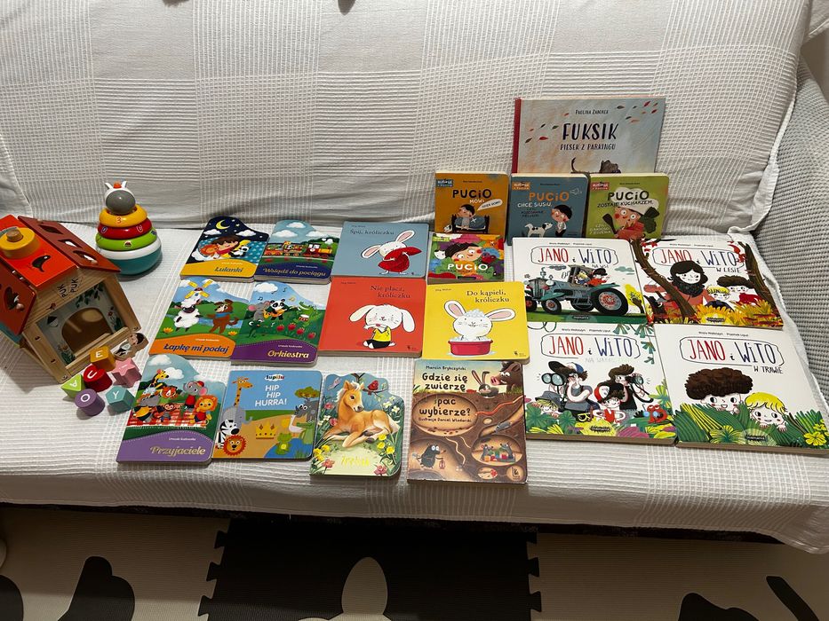 Zabawki i książeczki (Pucio, Jano i Wito, itp.) dla dziecka 0-3 lat