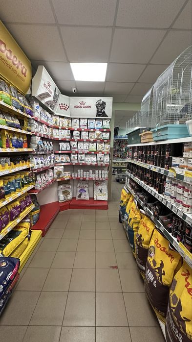 Продам магазин, 89 кв м , пр-т Свободи