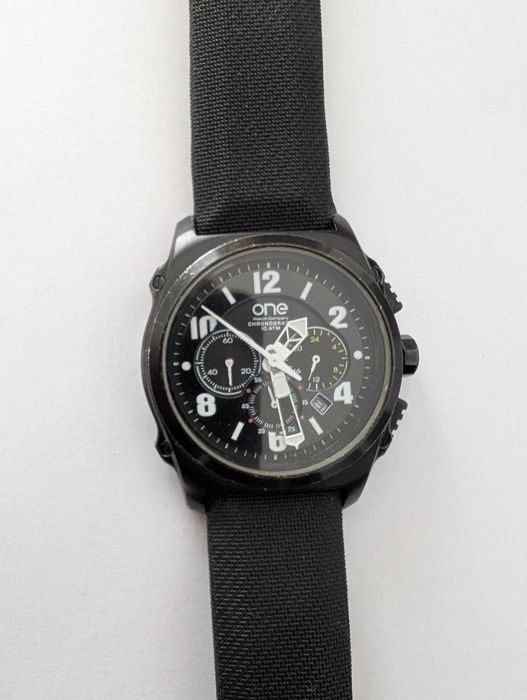 Relógio One OKX62G439PP - Original e a Funcionar (Preto)