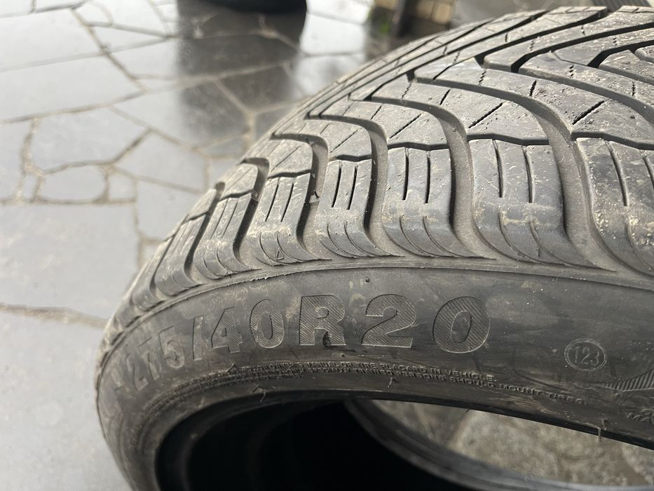 Резина Зима б/у 275/40R20