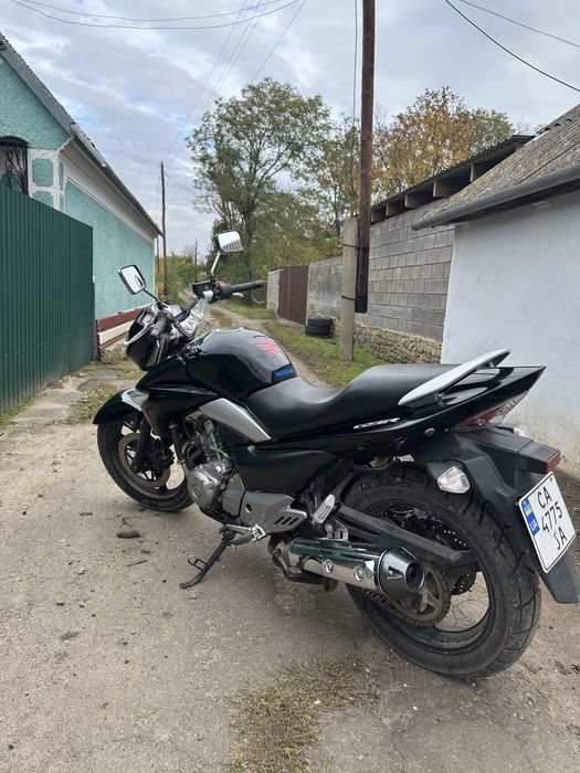 Продаю Suzuki gsr250