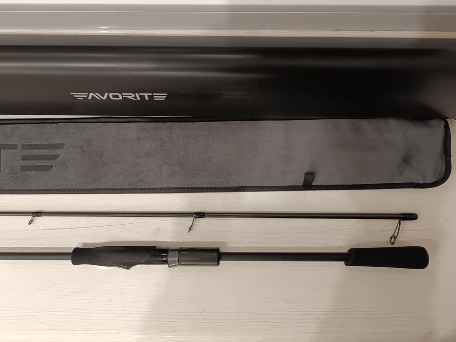 Спінінг Favorite Black Swan BSWTS1-772ML 2.32m 4-18g Fast