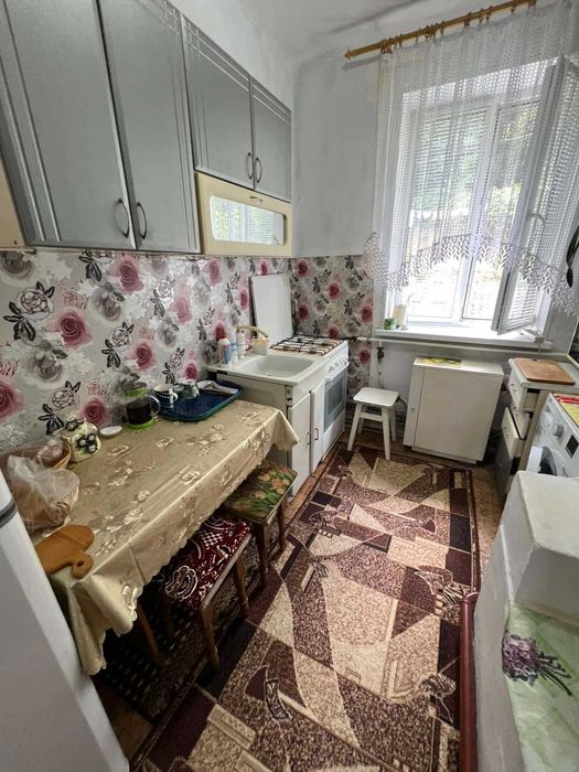 Продаж 2к квартири 38.5 кв. м., с. Сутиски
