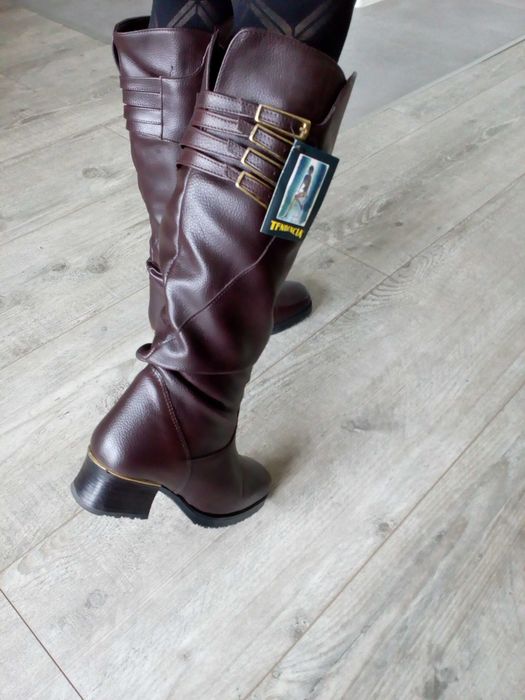 Kozaki damskie, nowe 39