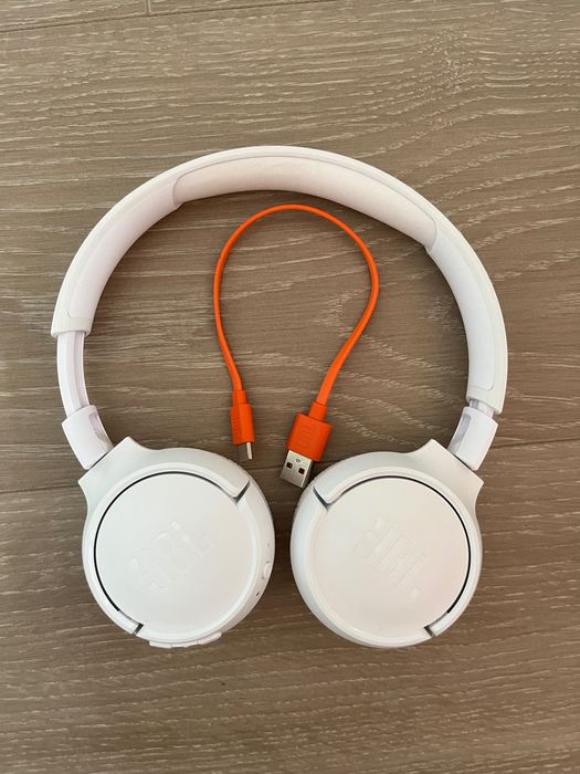 Słuchawki bezprzewodowe JBL TUNE 510BT Biały