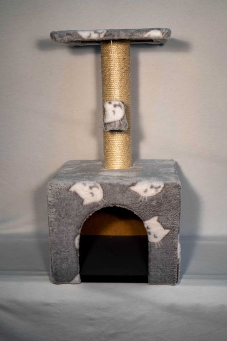 Drapak dla kota Zeus