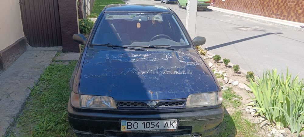 Авто Nissan N14 1992рік