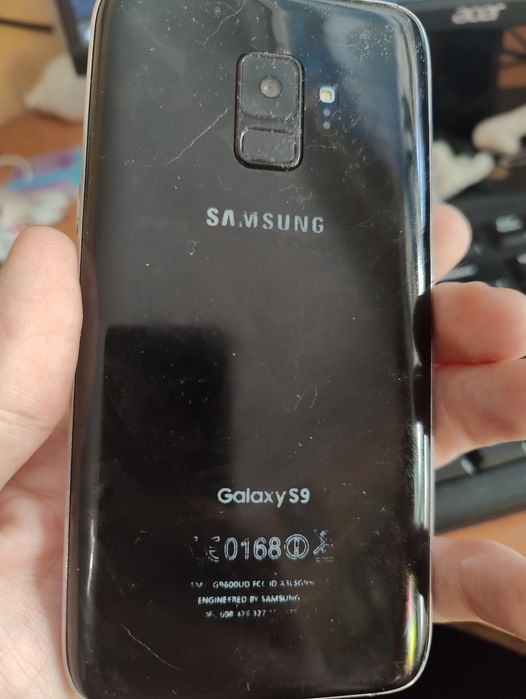 Смартфон Samsung s9