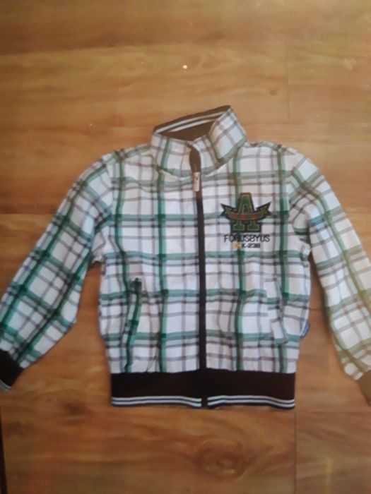 Kurtka wiatrówka r..110-116