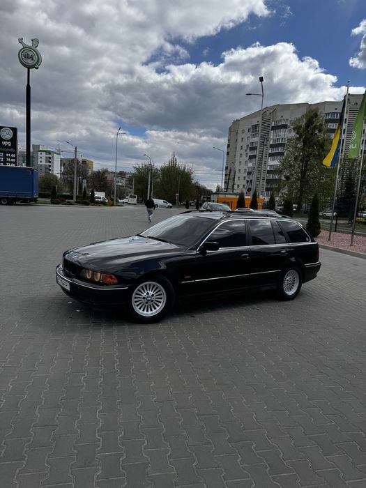 BMW E39 520i в хорошому стані