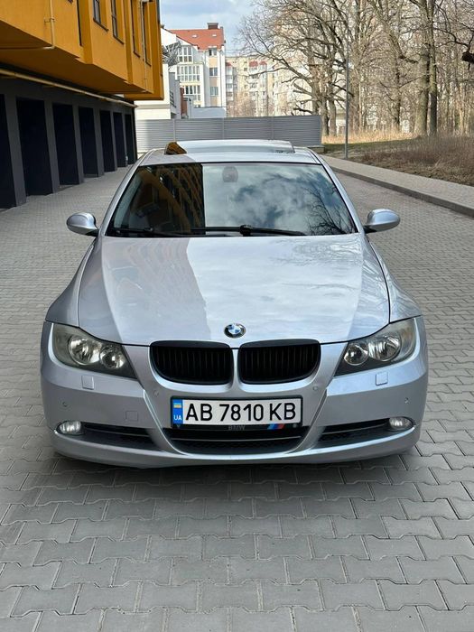 Авто BMW e90 2.0 бензин
