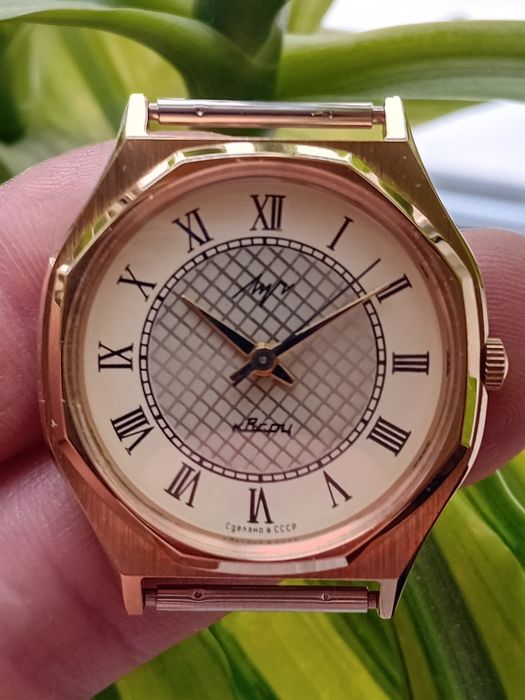 НОВЫЕ! Часы Луч 2356 с документами в коробочке электронно-механические