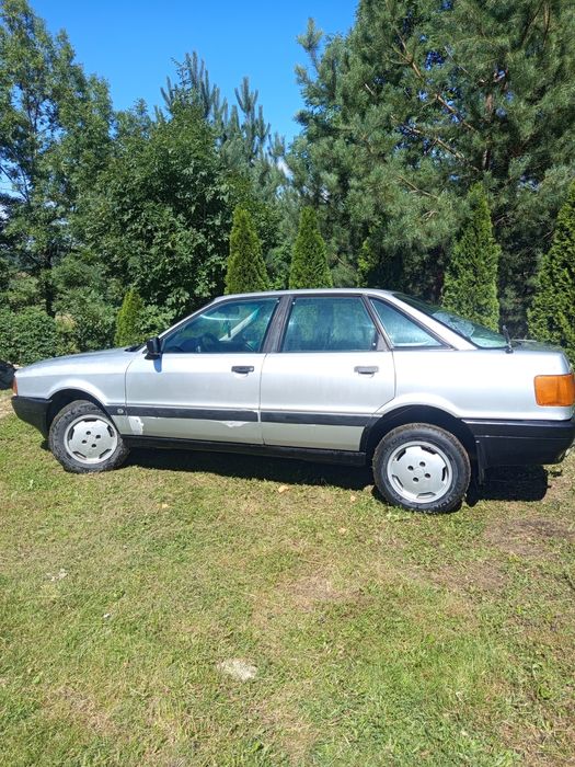Продам Audi 80 1.6
