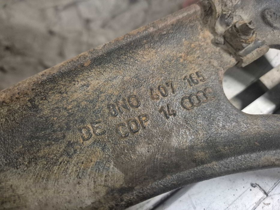 Audi s3 8l wahacz przednie wahacze przód