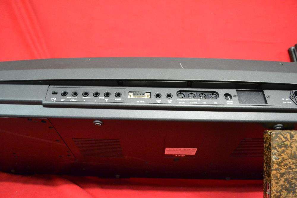 Ketron X8 Em Muito Bom Estado