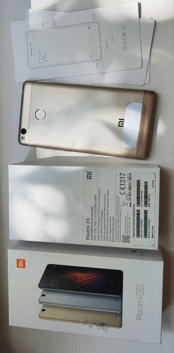 Терміново продам!телефон Xiaomi Redmi 3S 3 / 32GB б/у в робочому стані