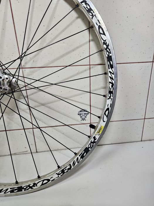 Roda mavic deemax 20mm
