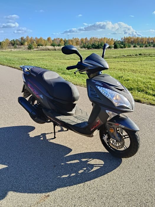 Skuter Barton falcon 125