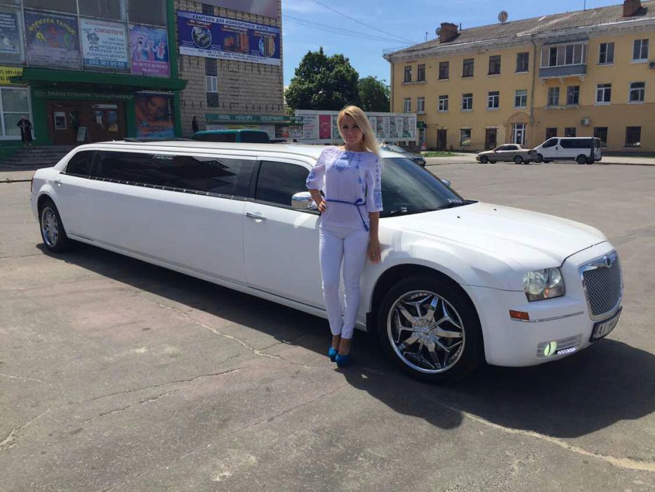 Святковий Лимузин на прокат! Лимузин на ваш праздник!