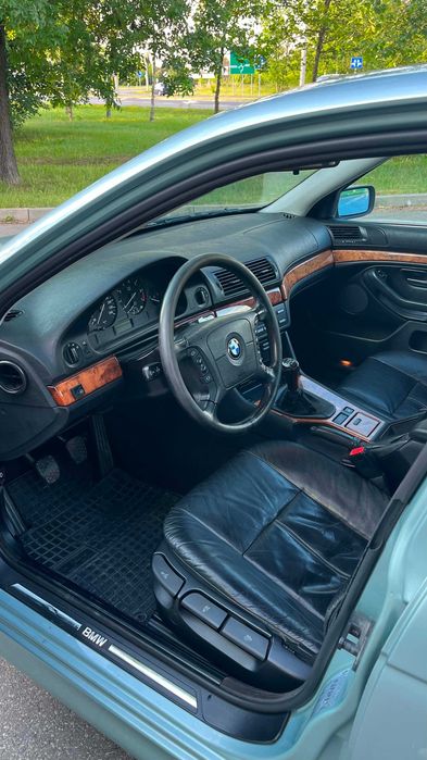 Sprzedam BMW E39 528i + Gaz