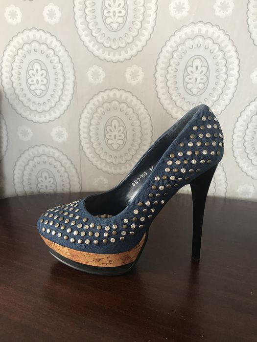 Продам туфли