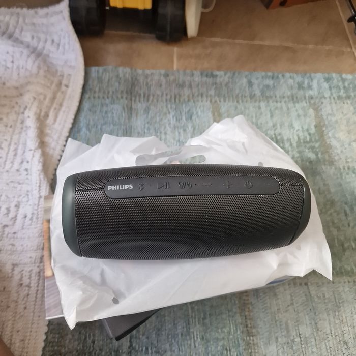 Philips  wireless speaker  Bluetooth