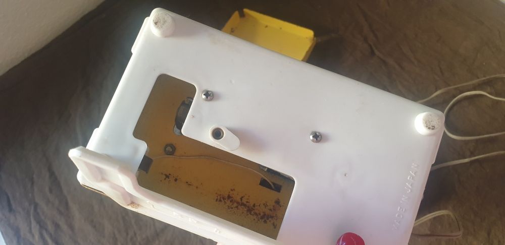 Máquina costura miniatura