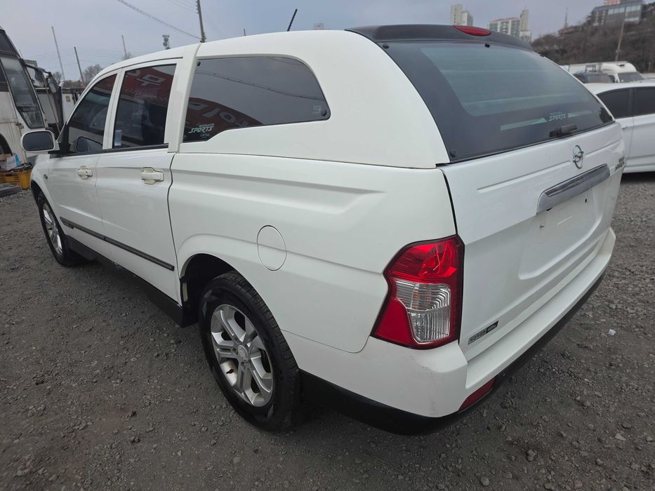 Продам KGM (SsangYong) Korando Sports CX7 4WD 2012