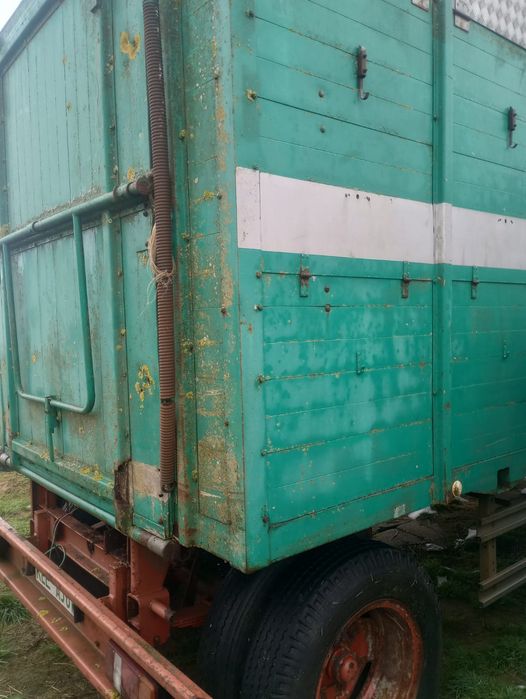 Przyczepa do przewozu zwierząt