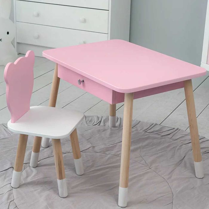 Стіл прямокутний з шухлядою 46х60х45 і стілець медвежа 26.5х26х25см.