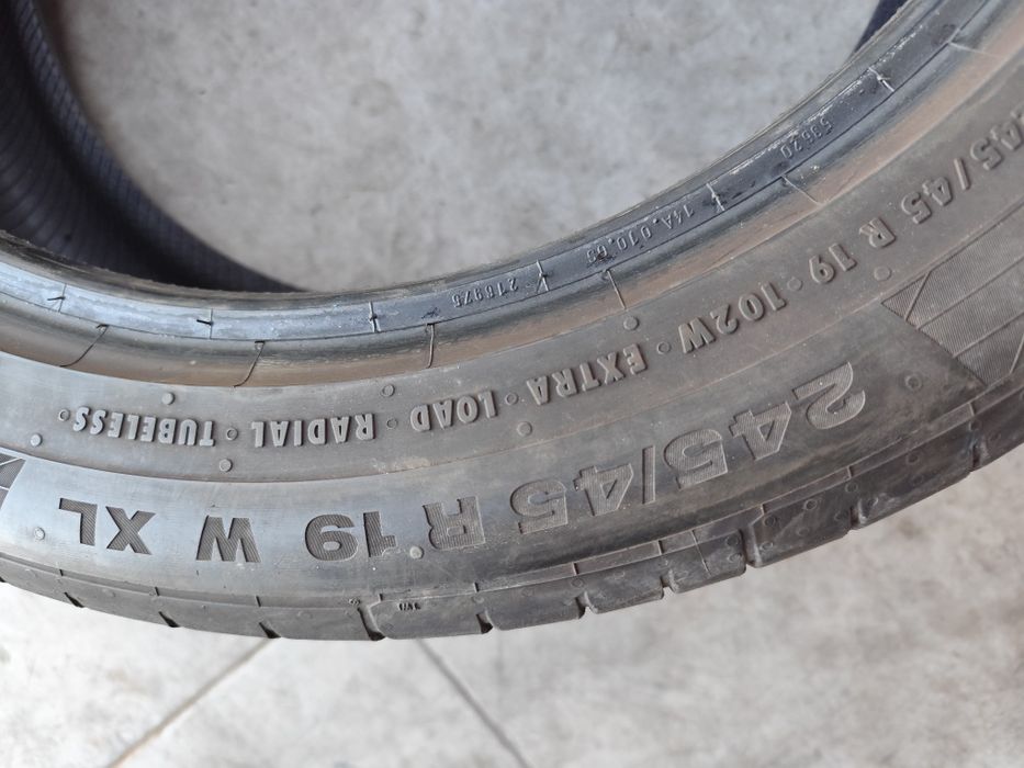 Pneus 245/45r19 Continental SC5 75% piso