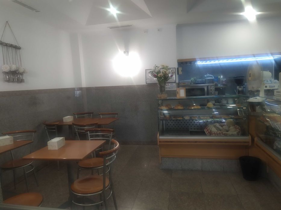 Cedência de cotas cafetaria Sacavém
