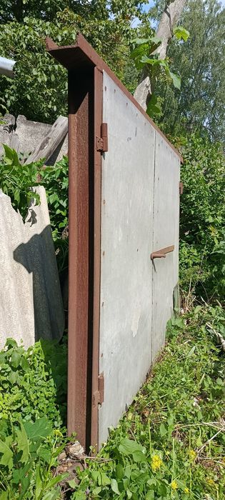 Продам готову браму в гараж під легковий автомобіль