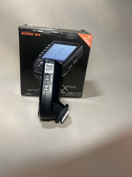 Бездротовий передавач радіосинхронізатор для спалахів XPro-F