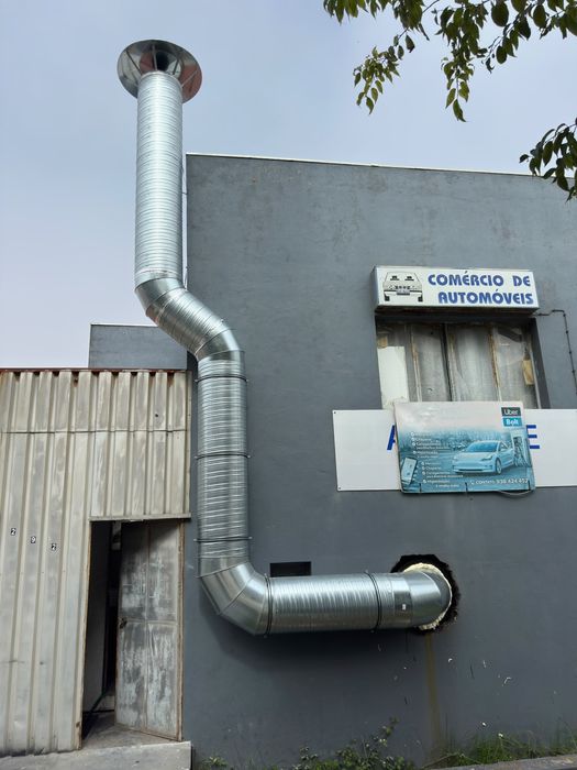 Fabricação de Poste Pedestral carregador Automotivo