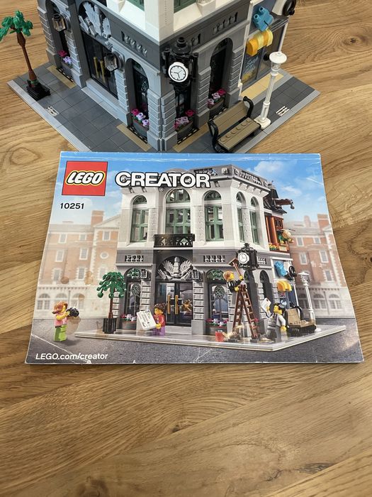 Lego 10251 брик банк - Brick Bank