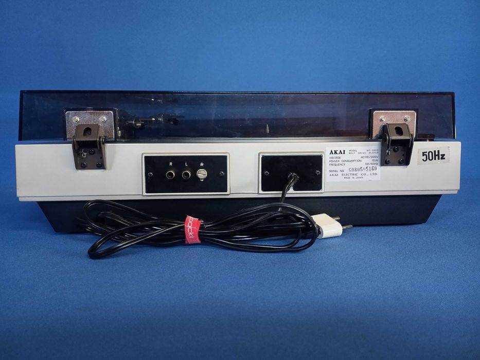 gira-discos AKAI AP-001C