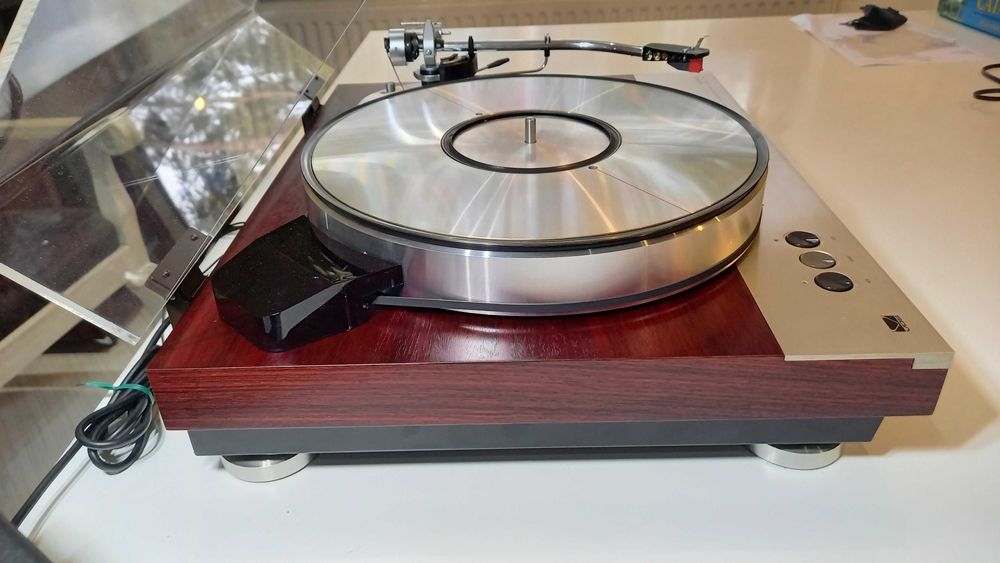 Luxman PD-310 z pompą próżniową, ramię SME 3009 MKII