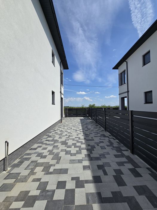 ПРОДАЖ КОТЕДЖІВ  газове опалення / гарна локація / 853 $ за м²